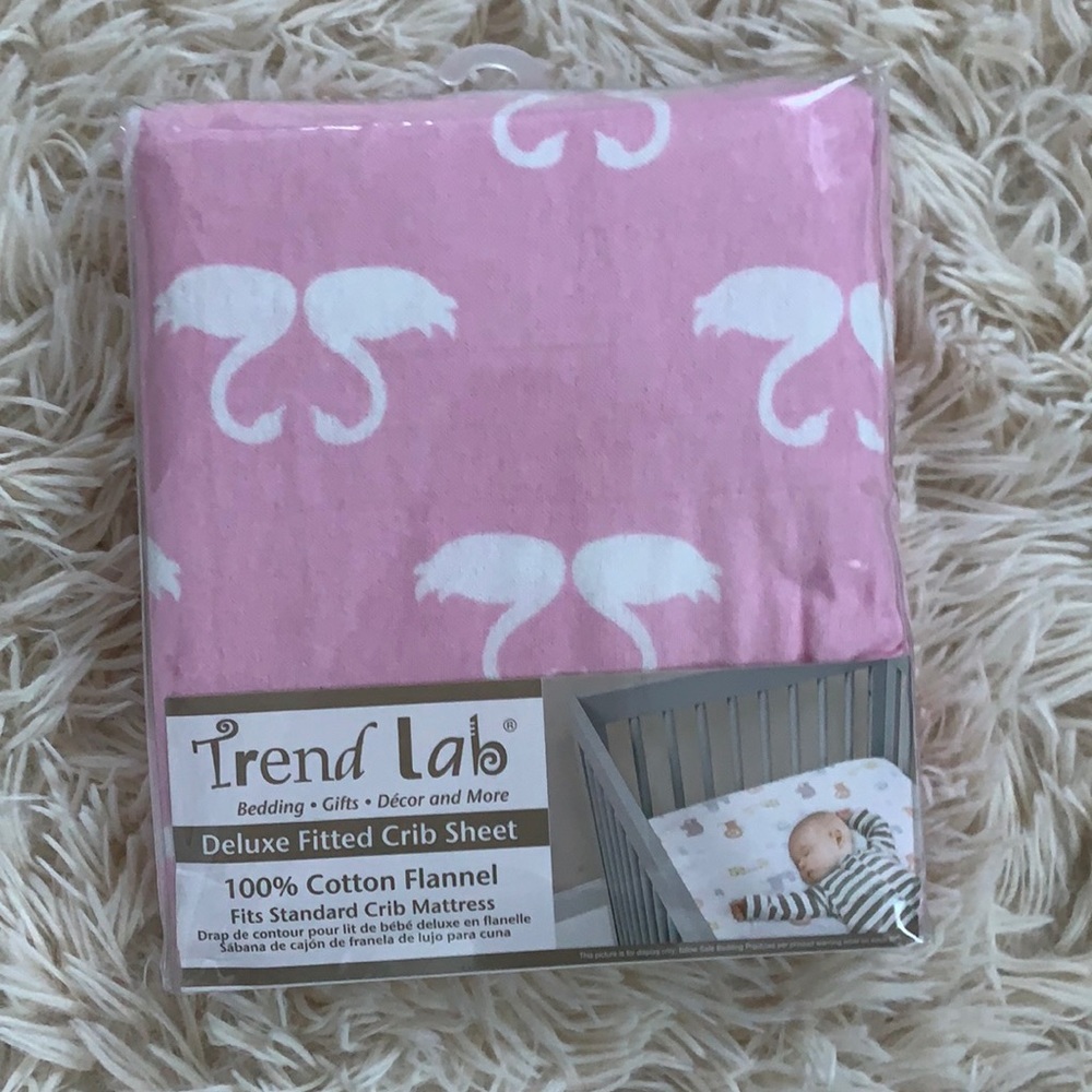 🦢 Swan Print 100% cotton flannel crib sheet